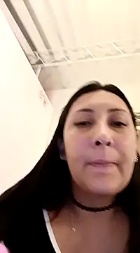 Snapshot of my-kitty chatting on 12.28.24 my-kitty online show from 12.28.24