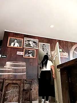 Snapshot of my-kitty chatting on 01.31.25 my-kitty online show from 01.31.25