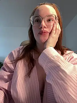 Mona-Peaches online show from 02.01.25