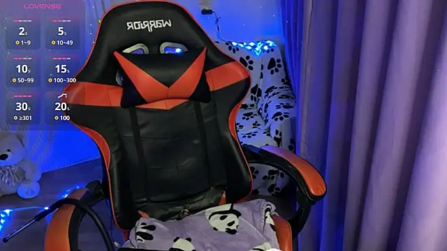 Snapshot of Natural_babe666 chatting on 03.01.25 Natural babe666 online show from 03.01.25