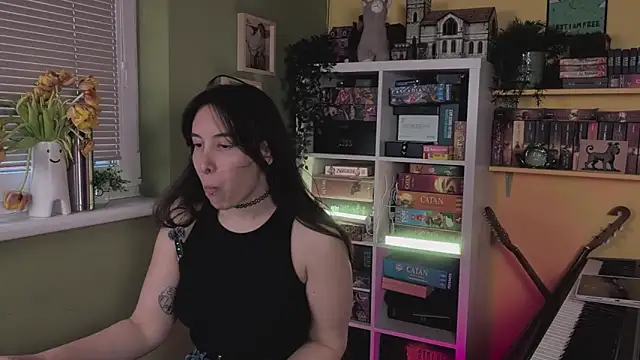 LelianaHazel online show from 03.10.26