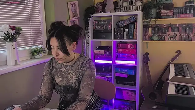 LelianaHazel online show from 03.17.26