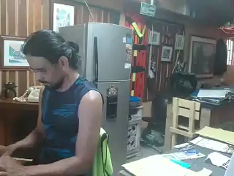 Dr Pocholate84 online show from 02.26.25