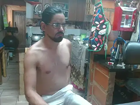 Dr Pocholate84 online show from 03.10.25