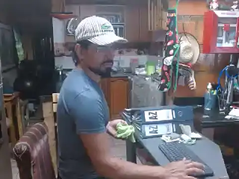 Dr Pocholate84 online show from 03.22.25