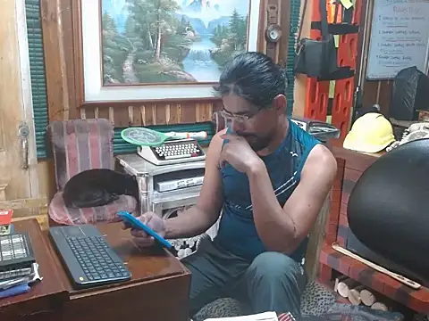 Dr Pocholate84 online show from 02.10.26