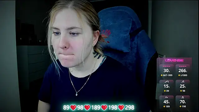 Olivia Munk online show from 11.09.25