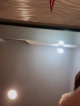 MichelleFerry  online show from 02.05.25