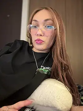 MichelleFerry  online show from 02.10.25