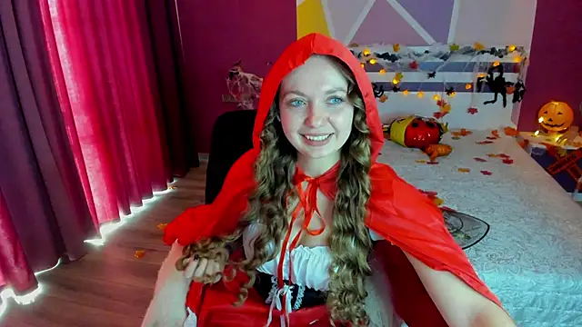 LizaGost online show from 10.31.25