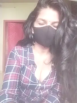 Snapshot of Shuttii_25 chatting on 02.28.26 Shuttii 25 online show from 02.28.26