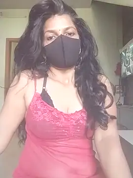 Snapshot of Shuttii_25 chatting on 03.12.26 Shuttii 25 online show from 03.12.26