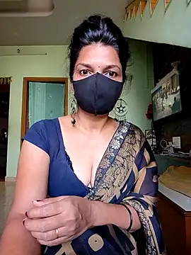 Snapshot of Shuttii_25 chatting on 03.23.26 Shuttii 25 online show from 03.23.26