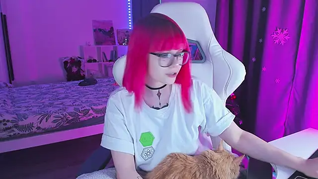 Snapshot of Yumi_Youkai chatting on 12.16.24 Yumi Youkai online show from 12.16.24