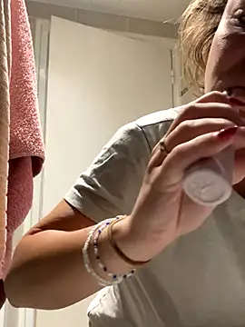 BabyNila online show from 09.27.25