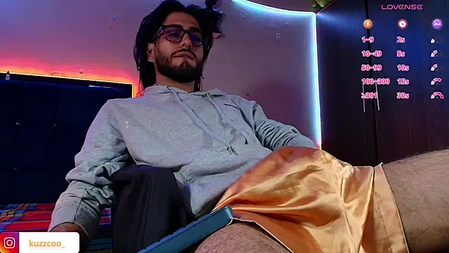 kuzzcoo online show from 02.19.26