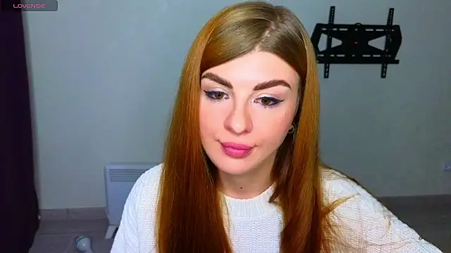 Snapshot of _comefeelme_ chatting on 02.13.25 comefeelme online show from 02.13.25