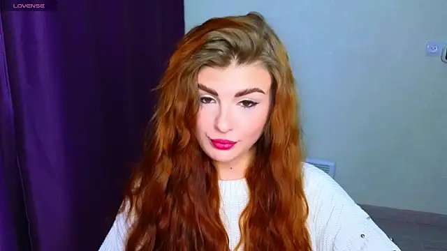 Snapshot of _comefeelme_ chatting on 02.14.25 comefeelme online show from 02.14.25