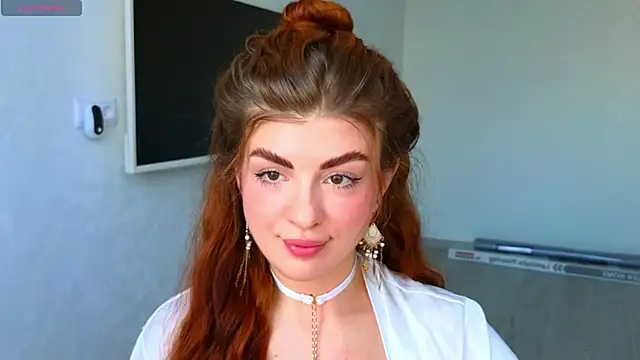 Snapshot of _comefeelme_ chatting on 02.20.25 comefeelme online show from 02.20.25