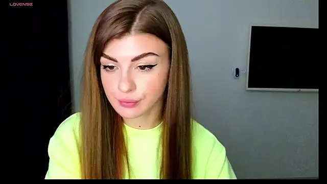 Snapshot of _comefeelme_ chatting on 03.12.25 comefeelme online show from 03.12.25