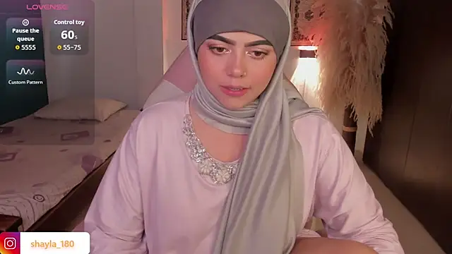 shayla 18 online show from 01.05.26