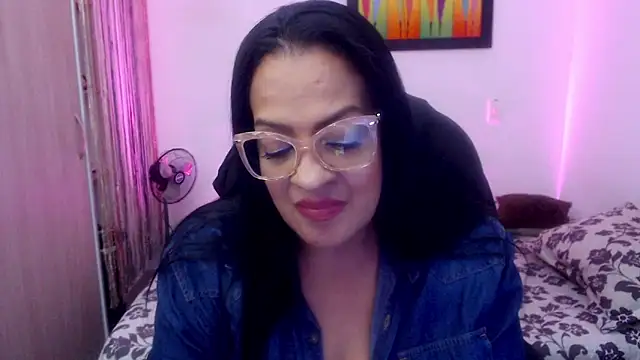 Snapshot of menfismuller2 chatting on 06.18.26 menfismuller2 online show from 06.18.26