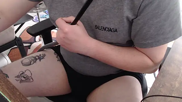 Snapshot of sweetsmile93 chatting on 11.11.25 sweetsmile93 online show from 11.11.25