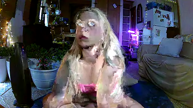 lyra rose online show from 04.27.26