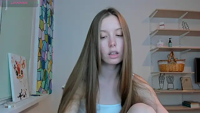 Peggy Beauty online show from 10.15.25