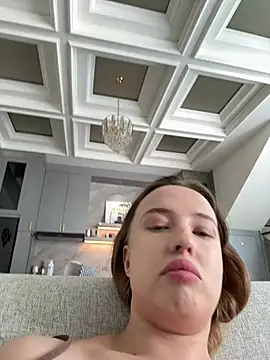 Nura n Sarah online show from 03.17.26