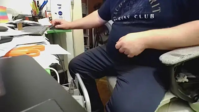 Snapshot of tipko123 chatting on 10.13.25 tipko123 online show from 10.13.25