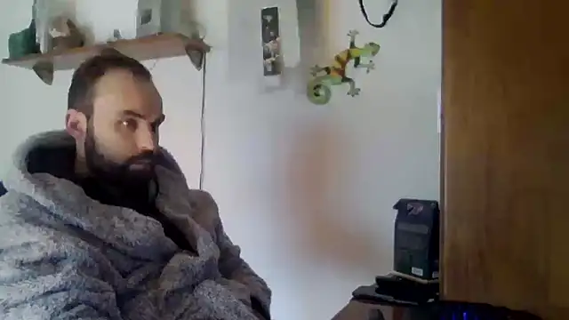 Snapshot of joaodias_97 chatting on 12.13.24 joaodias 97 online show from 12.13.24