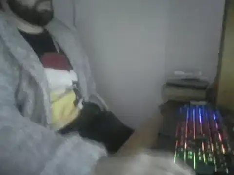 Snapshot of joaodias_97 chatting on 12.19.24 joaodias 97 online show from 12.19.24