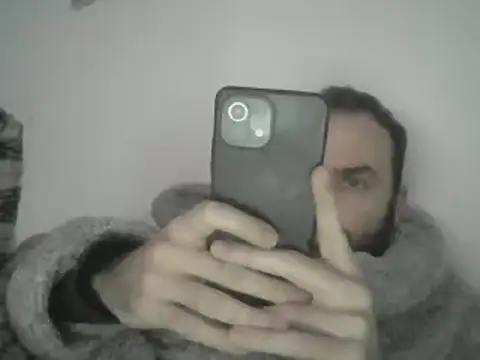 Snapshot of joaodias_97 chatting on 02.19.25 joaodias 97 online show from 02.19.25