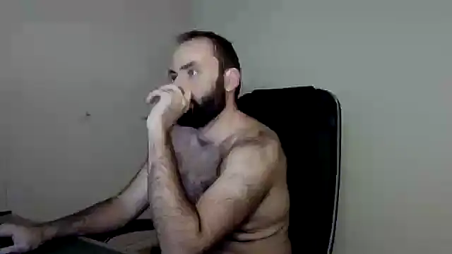 Snapshot of joaodias_97 chatting on 10.29.25 joaodias 97 online show from 10.29.25