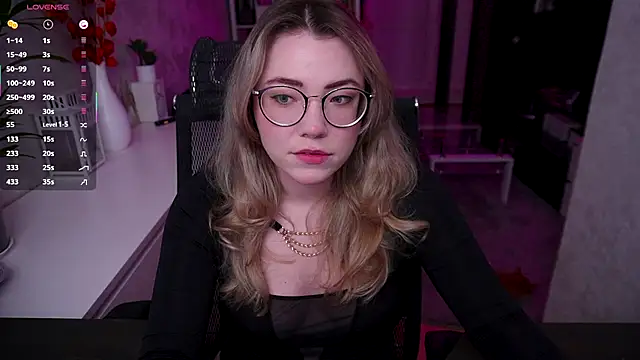 RemyCute online show from 11.29.25