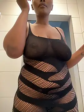 Snapshot of Neelo-Smith chatting on 11.04.25 Neelo-Smith online show from 11.04.25