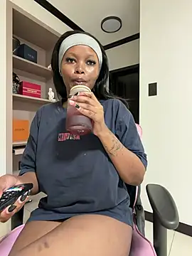 Neelo-Smith online show from 05.06.26