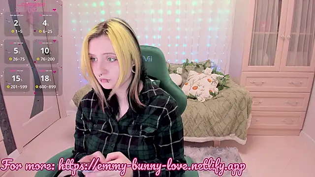 EmmyBunny online show from 03.03.26