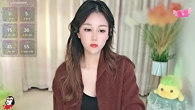 Aimee-520 online show from 10.15.25