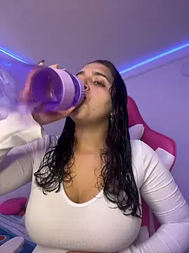 Alicia Ruiz online show from 02.19.26