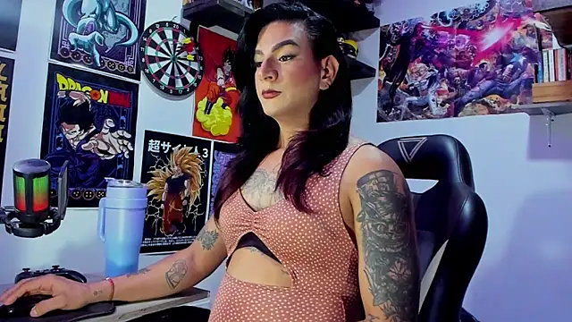 Snapshot of dariell_smokesexx chatting on 06.09.26 dariell smokesexx online show from 06.09.26