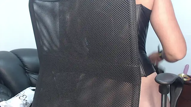 Snapshot of camilleDiaz16 chatting on 01.07.26 camilleDiaz16 online show from 01.07.26