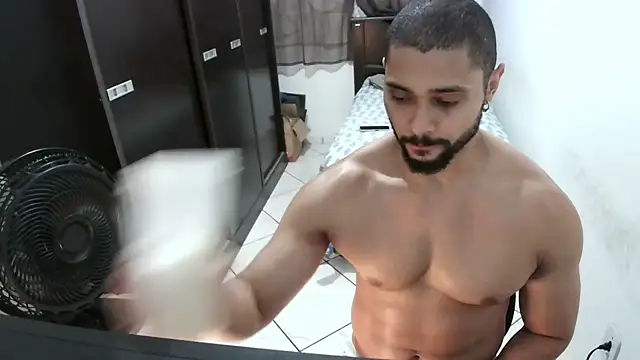 Snapshot of Brian_Aries chatting on 01.28.25 Brian Aries online show from 01.28.25