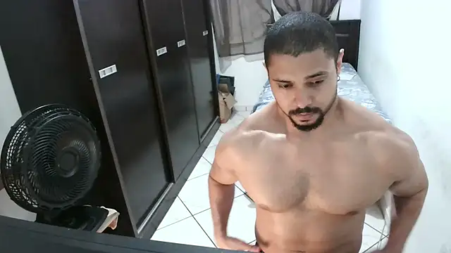 Snapshot of Brian_Aries chatting on 02.18.25 Brian Aries online show from 02.18.25