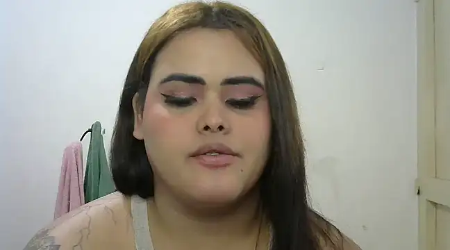 Snapshot of antonellasex1998 chatting on 12.18.24 antonellasex1998 online show from 12.18.24