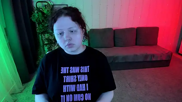 Snapshot of bitchofsun_ chatting on 01.27.25 bitchofsun  online show from 01.27.25