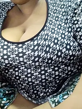 Snapshot of Seema_99 chatting on 05.23.26 Seema 99 online show from 05.23.26