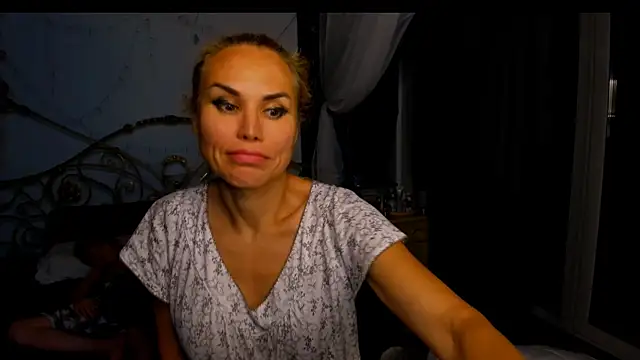 Radmila Queen  online show from 07.26.26