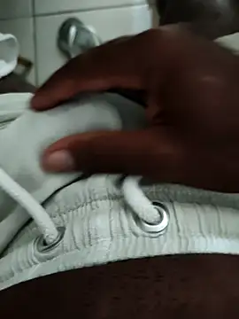 Snapshot of Mozen_13 chatting on 03.13.26 Mozen 13 online show from 03.13.26